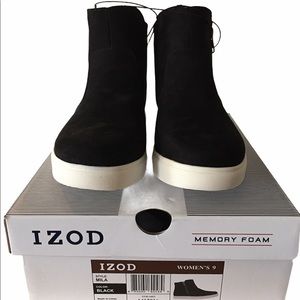 New Izod Mila Women’s Boots Black Size 9.